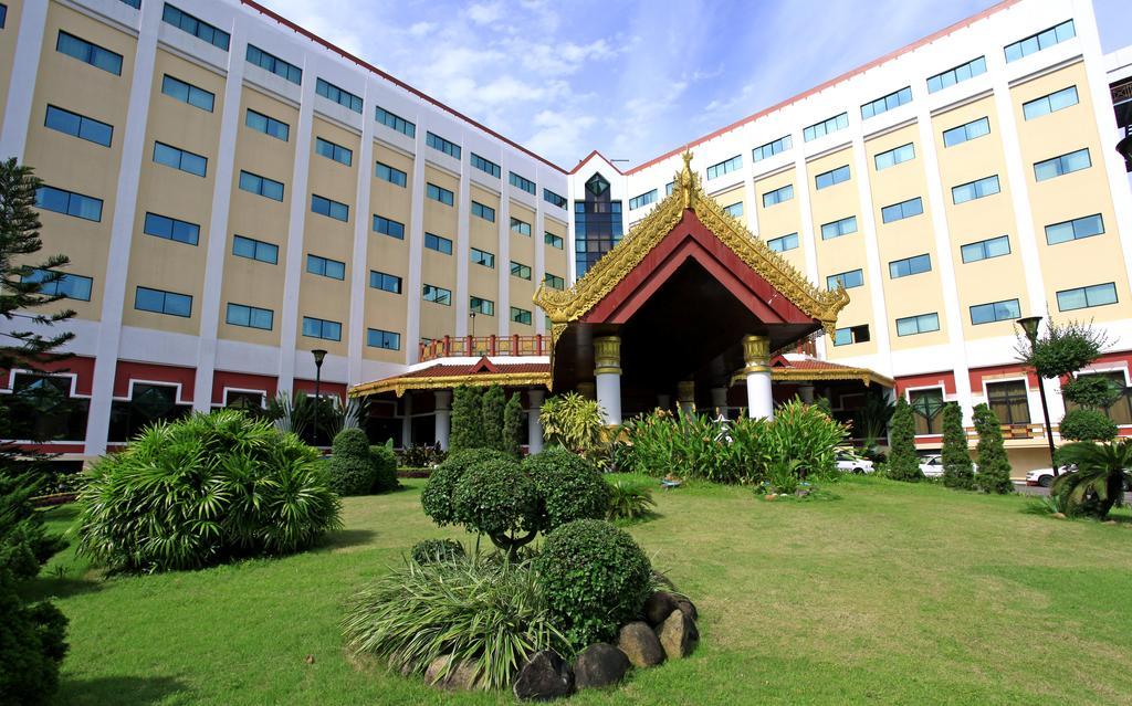 Summit Parkview Yangon Hotel Exterior photo